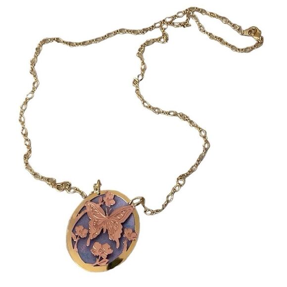 NWOT Rose Gold Chain and Butterfly Pendant 9.5” - Picture 2 of 3